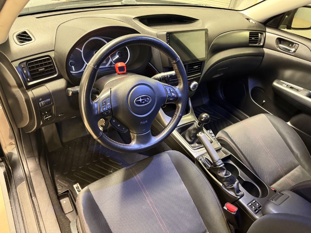 2013 Subaru Impreza WRX - Photo 16