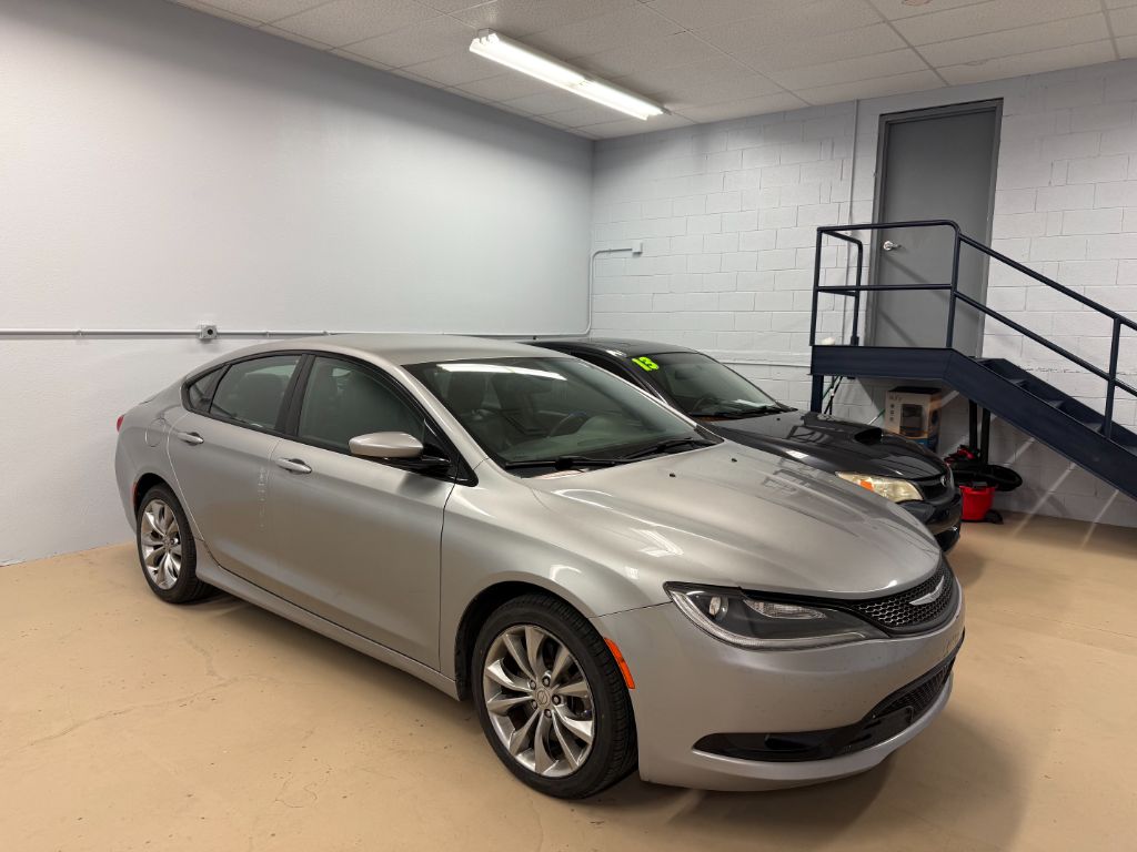 2015 Chrysler 200 S AWD's photo