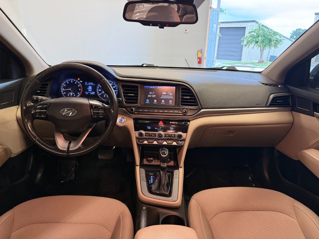 2020 Hyundai Elantra Value Edition - Photo 19