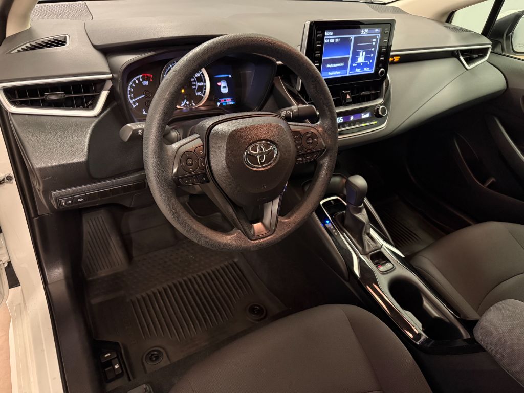 2020 Toyota Corolla LE - Photo 9